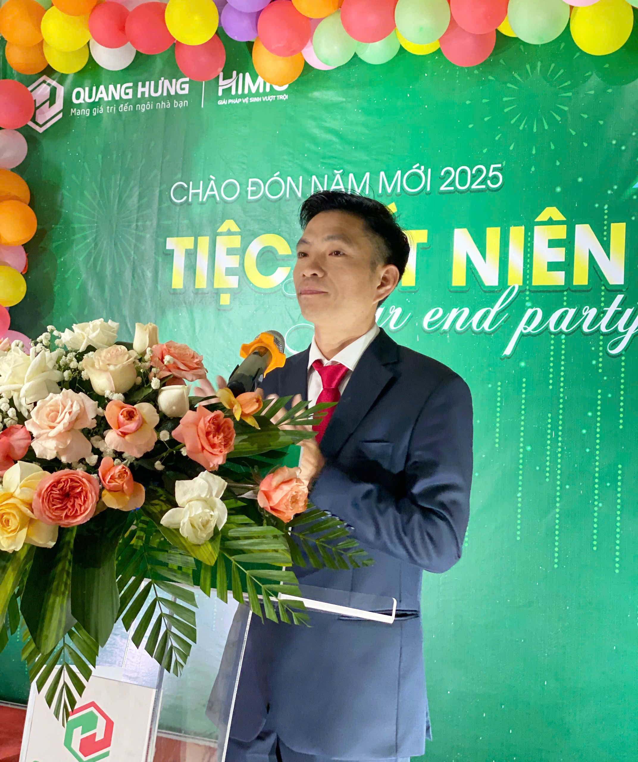 Giám đốc Lê Quang Hương đã gửi lời cảm ơn chân thành đến toàn thể CBNV tại buổi lễ