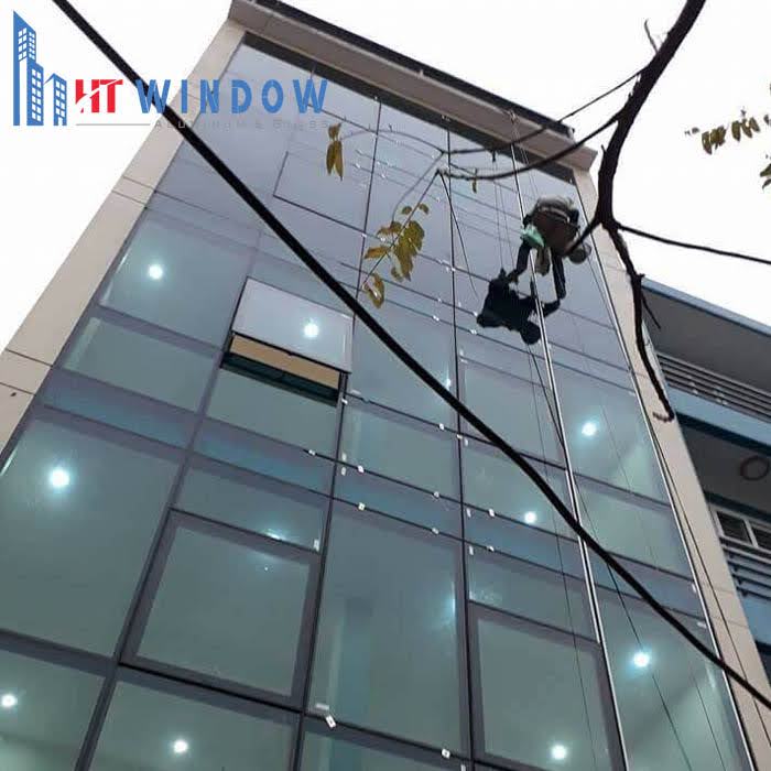 HTWindow - Đơn vị thi công vách kính mặt dựng uy tín, chất lượng với giá cả cạnh tranh