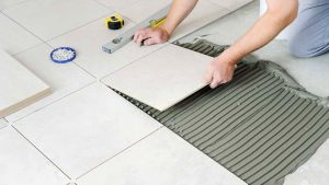 Lát gạch bao lâu thì khô và có thể đi lại?