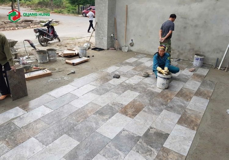 Gạch men Matt sân vườn